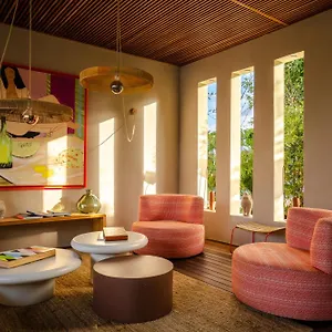 https://le-martin-boutique-hotel.comcaribbean.com